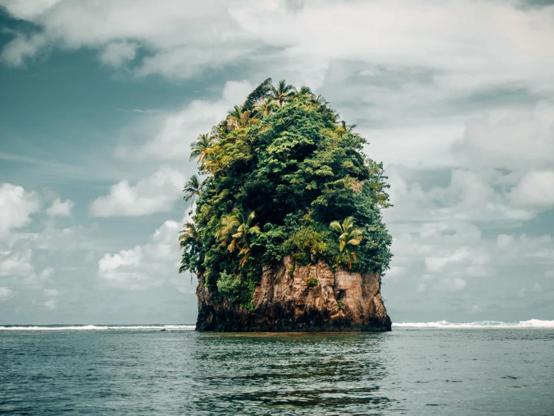 https://media.leisurecom.com/cruise/image-2025-04-14-10-10-44.webp